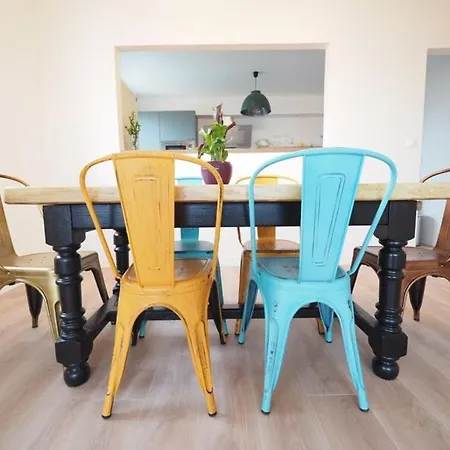 Nouveaute Maison Cocooning Avec Jardin, Terrasse Couverte Et Jacuzzi * Bellerive-sur-Allier