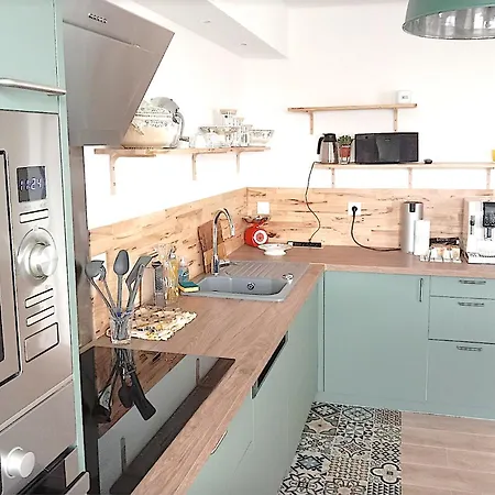 Nouveaute Maison Cocooning Avec Jardin, Terrasse Couverte Et Jacuzzi